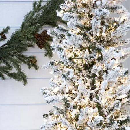 7.5' Indoor LED Flocked Alpine Fir Christmas Tree - Warm White 5 7.5' Indoor LED Flocked Alpine Fir Christmas Tree - Warm White - Image 3